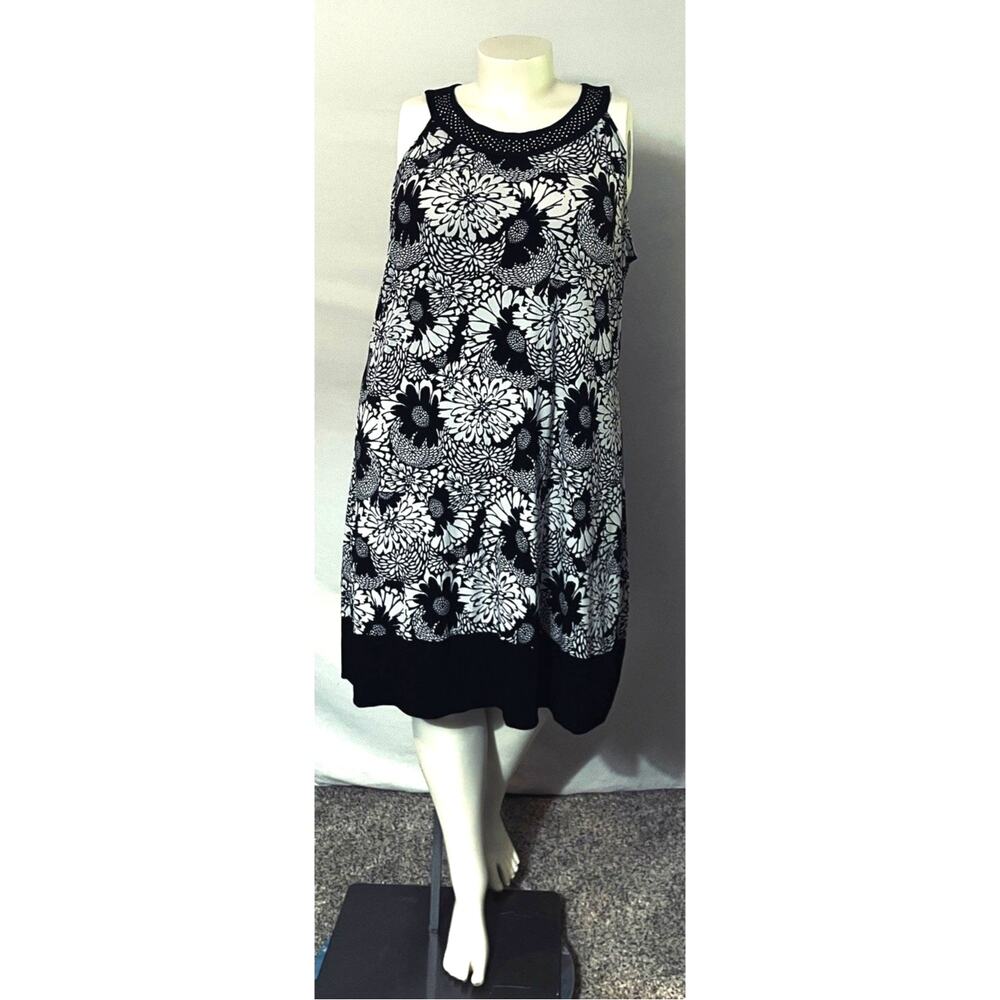 Fashion Bug 2X Y2K Black White Floral Studded Shift Dress Womens Plus Stretch